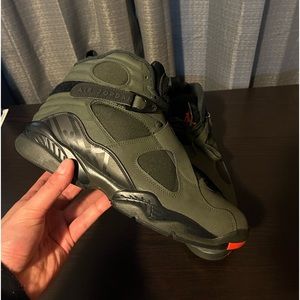 Retro 8 undefeated Jordan size11 9.8/10 condition